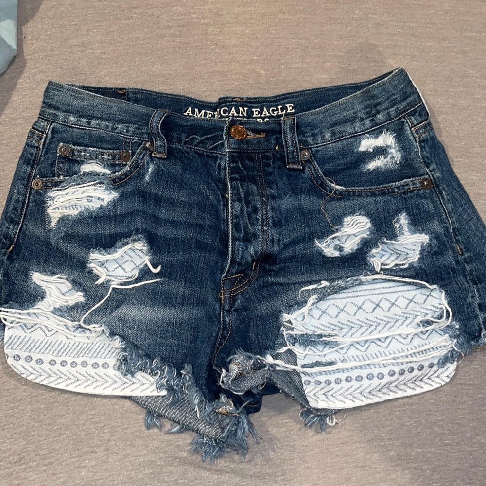 Size 4 American eagle jean shorts